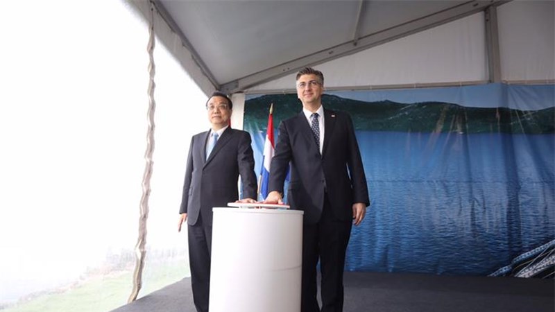 Plenković i Li Keqiang na gradilištu: Pelješkim mostom počinje novo razdoblje odnosa Hrvatske i Kine 